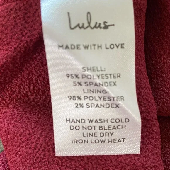 LULUS BURGUNDY FLORAL WRAP MAXI DRESS SIZE SMALL 🌟EUC🌟 - Picture 13 of 16